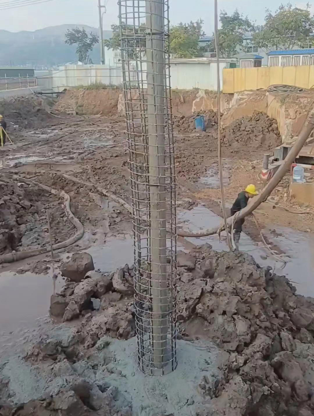 平顶山长螺旋钻孔压灌桩